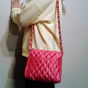 80s Neon Pink Quilted Bag w Gold Chain Strap
